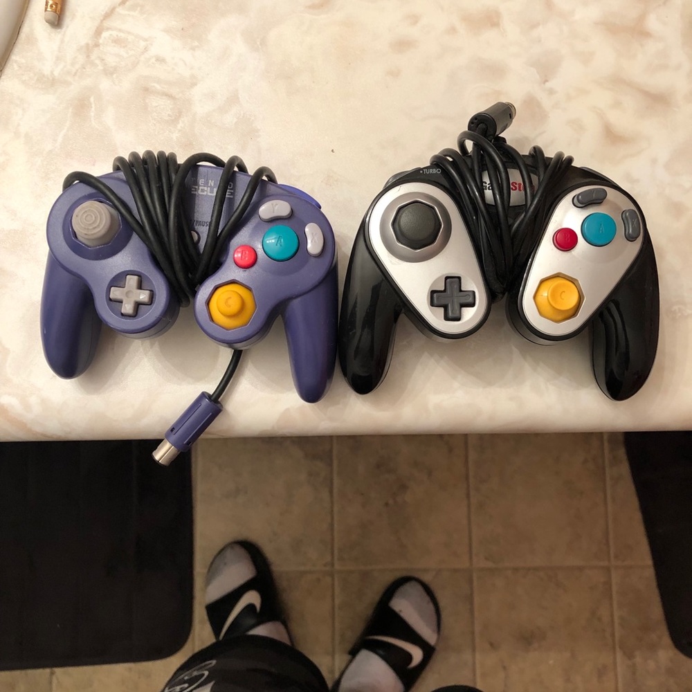 gamecube controllers